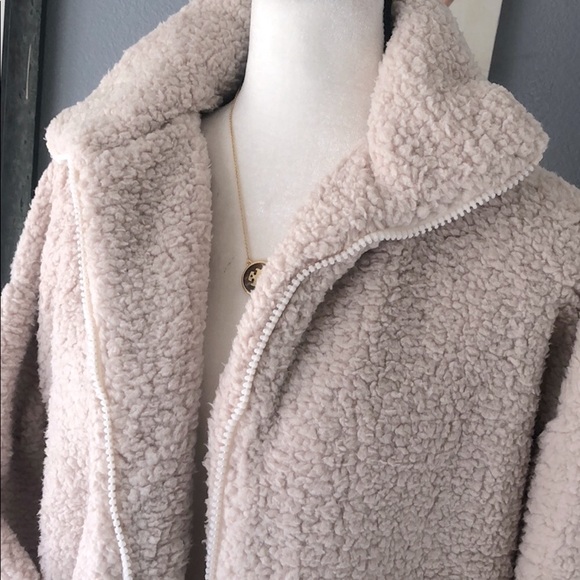 Last One! Final Sale Price! Super Soft Plush Teddy Bear Leopard Pocket Coat - Picture 3 of 8